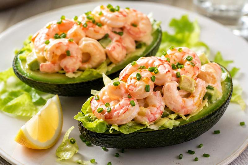 Stuffed Avocados with Prawns and Pink Sauce